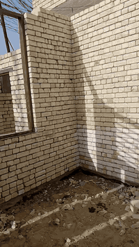 خلفه بناء متفرغ حالين ***********
