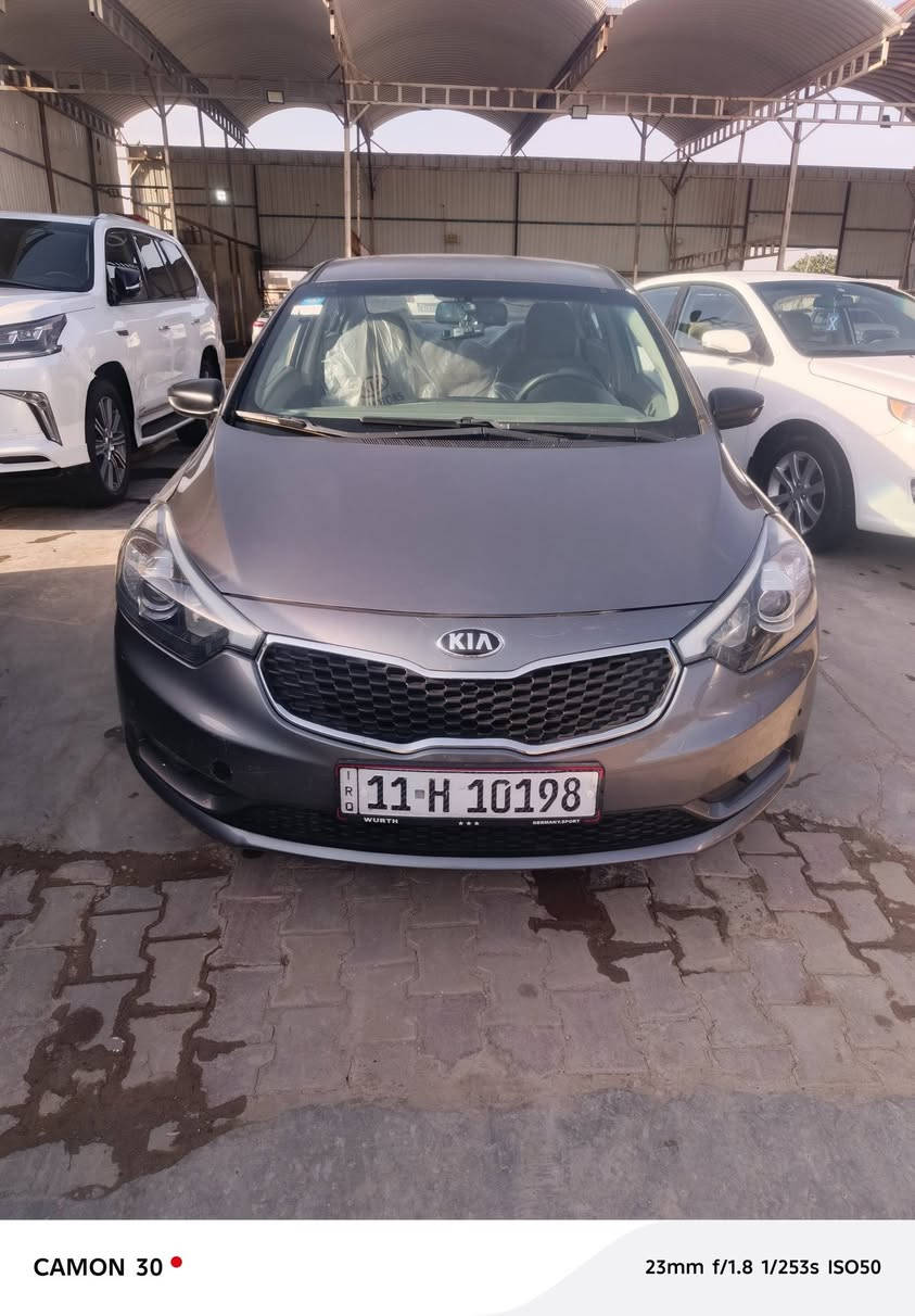 سلام عليكم سيراتو 2015خليجي رقم بغداد نكليزي سنويه ل,٣٠ مجدده كير ومكينه مكفولات تبريد ثلج حداديه تخم تاير جاهزه من كلشي بيه مكانات صبغ بدون تبديل السعر 103وبيه مجال للستفسار *********** مكاني الدوانيه
