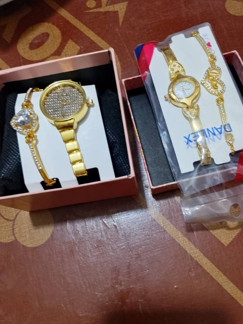 الكلاده كل ثنين ب 1500
والساعات الوحده ب 5000
هاي اخر قطع الحجز ع خاص


**إذا كنت صاحب هذا الإعلان وتريد حذفه لأي سبب، رجاءا أرسل رسالة إلى الدعم الفني**