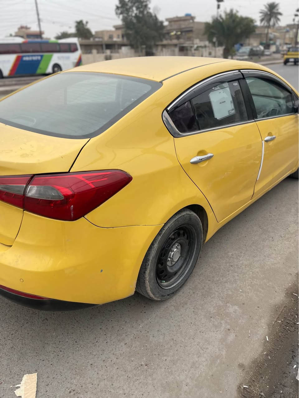 سيراتو موديل 15 خير من الله 
كامله من جميع النواحي حداديه تخم تايرات بصمه كشنات تدفئه تبريد فول عدا الفتحه رقم بغداد 

المكان : ديوانيه *********** بغداد, العراق
