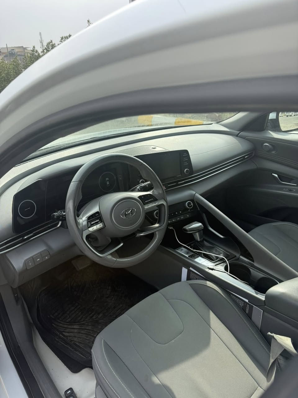 السلام عليكم
للبيع مديل 2021
امريكيا حادثهة جاملغ  وربع البنيد ولباب 
ماشية 102km
محرك 2000دوش مكفول هوة ولكير 
السيارة جاهزة وحلوة 
مكاني شهداء البياع 
سعرهة 138قفل قفل 
رقمي ***********
