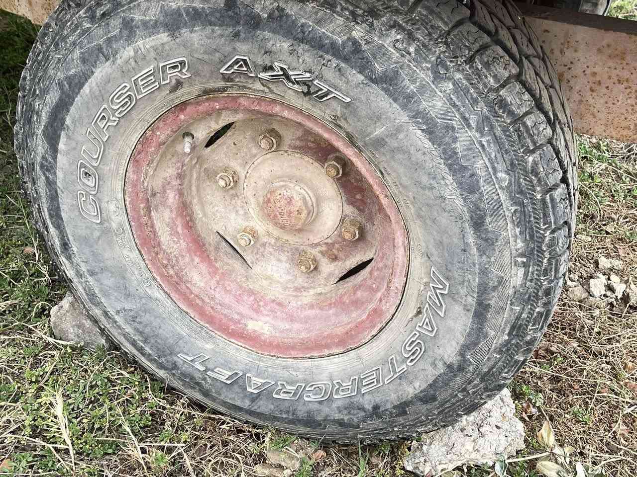 سلام عليكم
للبيع 
عربانة اسكندرية

بلاديه 

جاهزة

سعر مليون ونص وبيها مجال 

اللطيفية ***********
