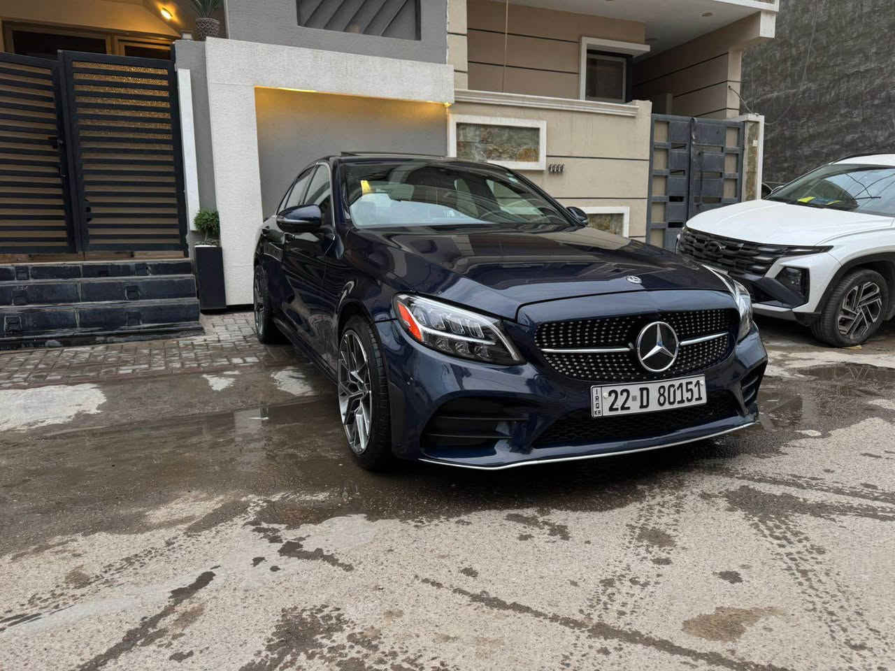 مرسيدس C300. موديل 2021 
 لون حبري شذره بدي كت AMG 
شاشه جبيره 
شاشه ديجيتل متغير ٣ وضعيات 
سماعات برومستر 
تدفئه كشنات
كشنات جلد بيجي اصلي
كراسي كهرباء خزن ميموري ٣ وضعيات 
داخل ٦٤ لون 
٥ كامرات 
٤ وضعيات قيادة
رادار امامي جانبي خلفي 
نقطه عمياء 
لايتات ٦ عدسه
اوتو هولد 
اوتو بارك 
ويل ٢٠ اصلي تو سايز 
صندوك كهرباء
سلايد فتحه 
ماشيه 35 
حادثهه شخوط وايرباك مصلح وكاله
مبدل جاملغ وباب نفس اللون والباب بيهه شبر صبغ فقط فقط 
السعره 27,800 بيهه مجال للطيبين
السياره بدون اي نقص وصفر مسج
*********** بغداد, العراق
