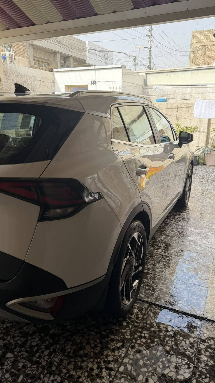 سبورتج 2025 بحاله الوكاله السياره بأسمي
مكفوله كفاله عامة فول مواصفات عدا البنوراما 
جنطة كهرباء ، كراسي تدفئه وتبرد و كهرباء 
تدفئه سترين
 السعر $23،800
***********
غير متواجد على الفيس
