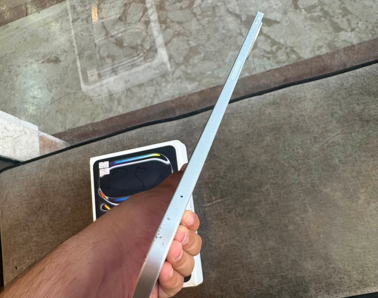 ايباد آبل 11pro M4 ذاكره 256جيجا بطارية 90%بلادي نظيف محلقات كارتونه فقط سعر مليون و75الف قفل
مكاني زيونة
***********
تواصل واتساب فقط
