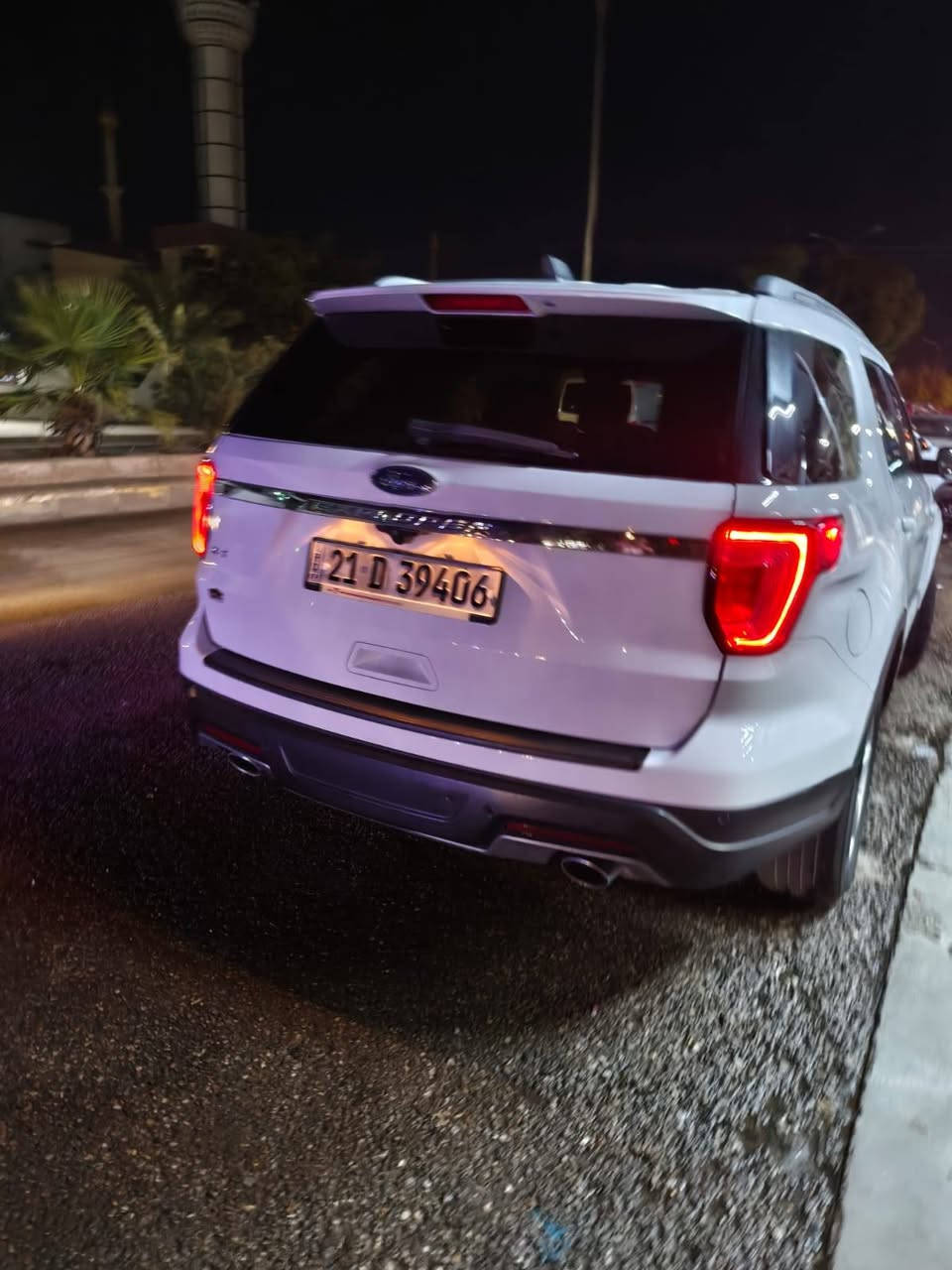 🚘 للبيع فورد إكسبلورر XLT موديل 2018

✅ 6 سلندر✅ كلين بدون حوادث✅ حدادية جديدة✅ تايرات جديدة✅ كير أوتوماتيك✅ شاشة كبيرة✅ كاميرا خلفية✅ حساسات أمامية وخلفية✅ مثبت سرعة✅ تحكم بالسكان✅ تبريد وتدفئة✅ مكيف ثلج✅ داخلية مرتبة ونظيفة جداً✅ 

السيارة بحالة ممتازة وما تحتاج أي مصروف، استعمال نظيف وجاهزة للفحص بأي مكان.

📍 كركوك📞 للاستفسار مراسلة الخاص أو الاتصال.

***********
