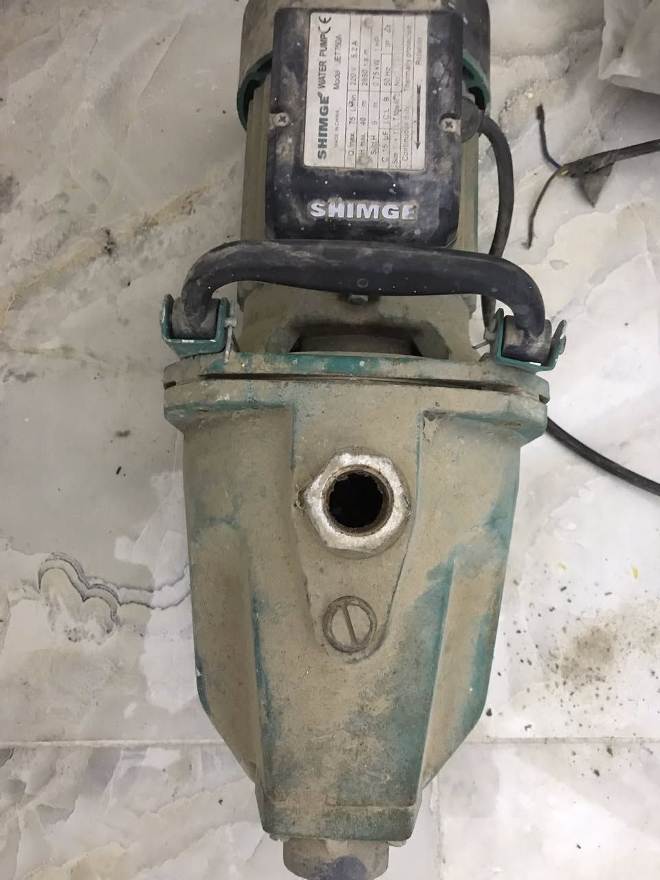 السلام عليكم ماطور ماء ماركة شمجي الاصلي نظيف جدا السعر 100الف للاستفسار ***********
