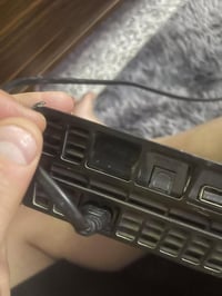 عندي فات مهكر نضام ٩ممفتوح وبي العاب ويده اصليه 200 مكاني الشعب 077307...