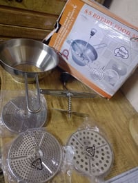 قطع مطبخ • معصارة • أدوات تقديم