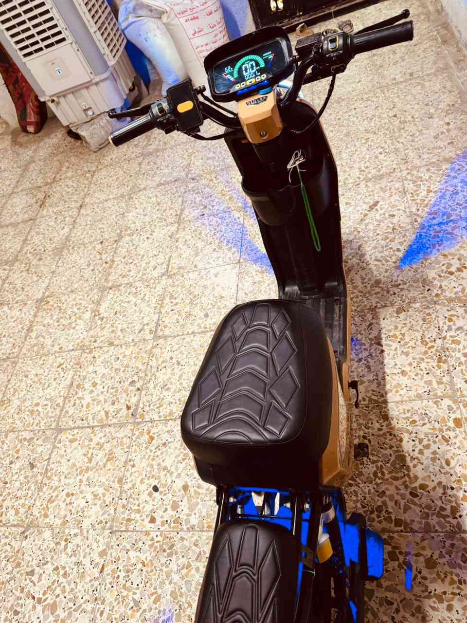 سلام عليكم دراجه R9نضافه 100‎%‎دراجه 5بطاريات دراجه بلاديه شخط مابيهاا مكان بغداد شعله چكوك رقم هاتف ***********سعر 500
