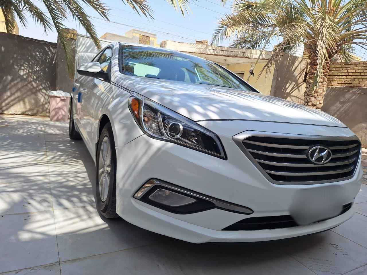 سوناتا 2016 وارد امريكي 
ضرر بسيط جاملغ امامي جهه العبري
رقم ذي قار الانكليزي باسمي
سياره كلش نضيفه مكينه GDI 
ثلاث انضمه قياده 
تخم تاير جديد
السياره احلى من الصور 
جاهزة للاخير تراي لزاخو
السعر ١٢٧ وبيه مجال بسيط
مكان السيارة ناصريه
للتواصل *********** مابي واتساب
خاص متواجد قليل ناصرية, ذي قار
