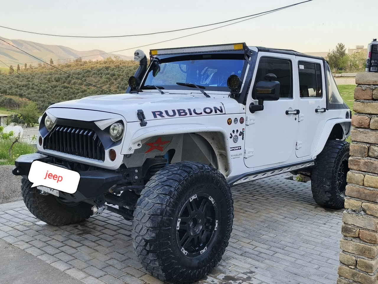 سڵاو
ئەم جێبە بۆفرۆشتن 
رەقەم هەولێر 
jeep wrangler jk 
 مۆدیل 2011 
مەکینەی 3.8 6 بستۆن
کامل ژێری دەسکاری کراوە بۆ ئۆفڕۆد 
تایەی ۳۷ لەژێرایە 
بەشەرتی گێرو دەبڵ گێروو اکسل 
 بەرمەجەی مەکینە کراوە 
سعری 155 و کەمێک مەعامەلە 
***********
