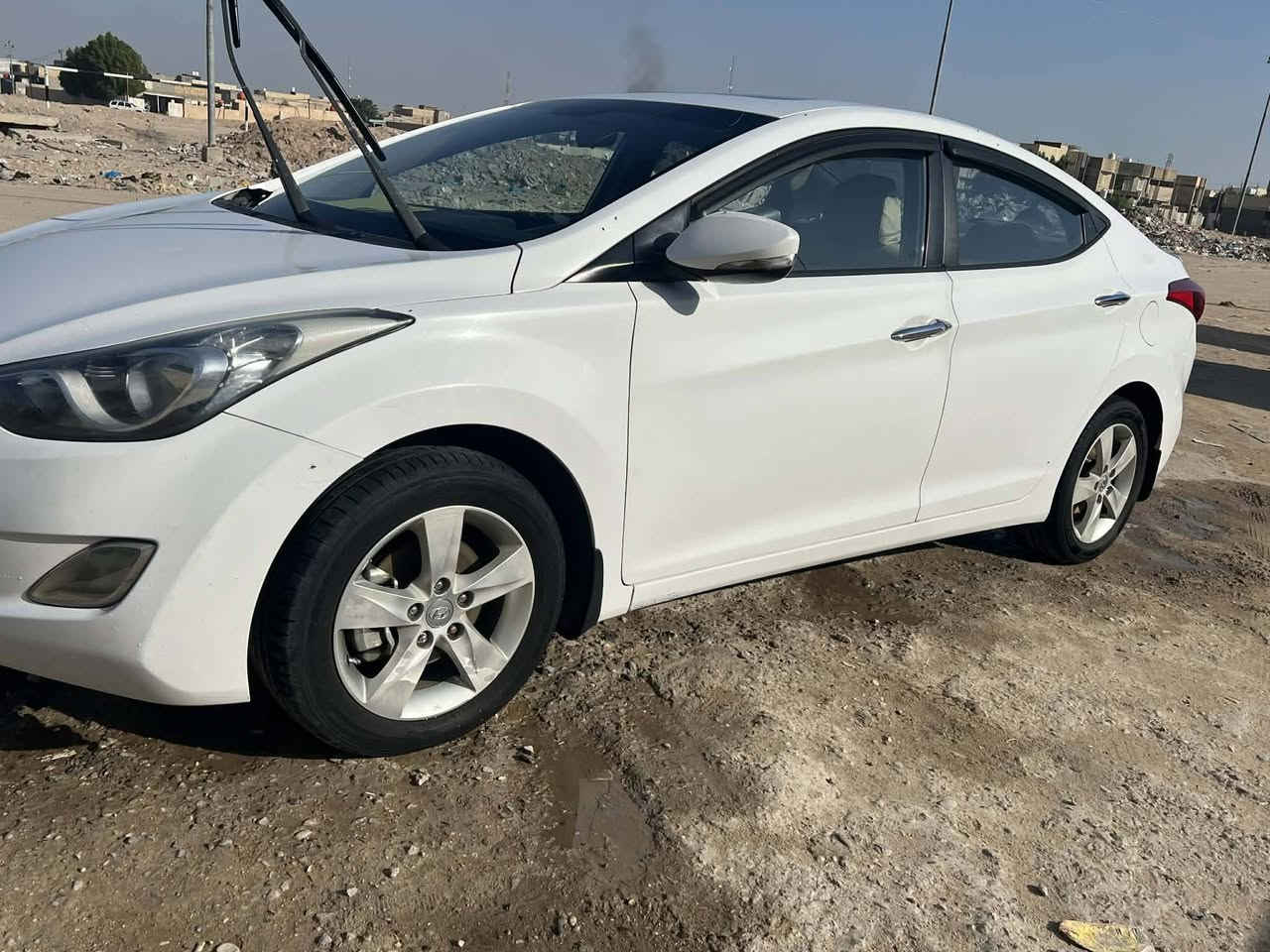 14 خليجي بغداد الدولي 
بسمي سنويه 29 
فول مواصفات عده البصمه 
كير مكينه كفاله 
قطعه صبغ وحده بدون فتح 
بدون تبديل فقط رش 
السعر ١٢٥ 
مجال بسيط 
العنوان كربلاء حي العامل 
***********
