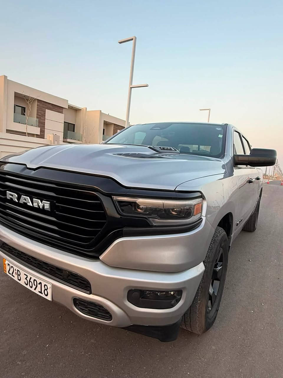 السلام عليكم
RAM 1500 BIG HORN/LONE STAR eTORQUE  2025
دوج رام موديل 2025 شكل جديد
بيك هورن
السعر 278 وبيه مجال بسيط  
بدي قصير باب طويل المرغوب
محركً 3600 سته سلندر‌                                              صبغ 4 قطع
ايرباك سستم
ماشیة/ 13 الف 
موصفاته
شاشه وسط
رادار
لايت زينون
اتو ستوب
نقطة العمياء
تحديد المسار
حساسات امامي وخلفي
ويل سبورت
تايرات جبلي
بصمه
تشغيل عن بعد‌     ‌  
                                                                                         مکان سیارە  البصرة  
الاتصال  ***********
