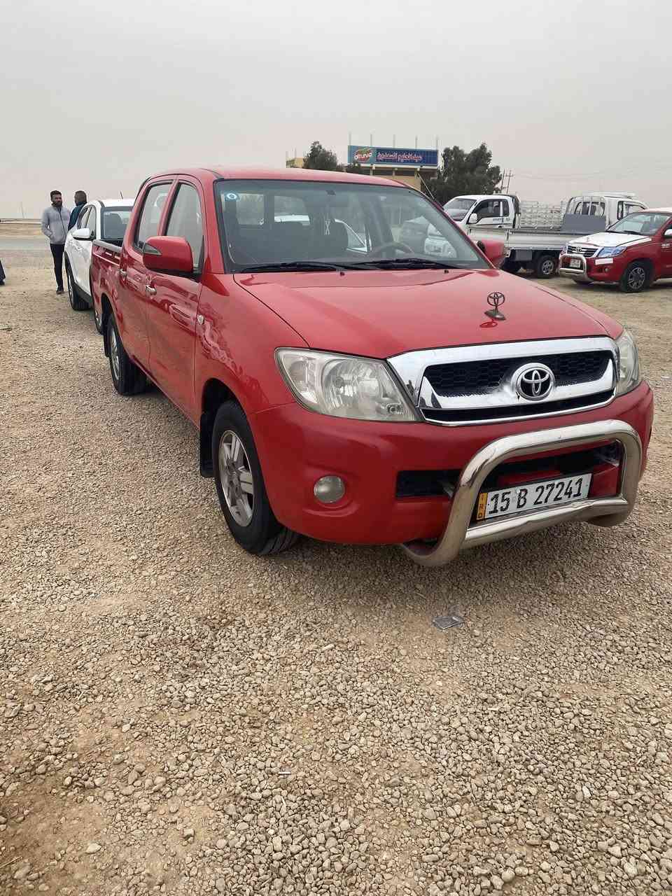 سلام عليكم بيك اب تيوتا  للبيع موديل 2010
اسياره مكفوله ما عده لي مشر عليها شويه بل جاملغ 
محرك كير جاهزه 
كير اوتو 
سعر 175وبيها مجال
عنواني رمادي 
هـ***********
