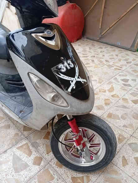 سلام عليكم
دراجه ماكس منغولي 50 مفتوحه مره وحده صار اله أقل الشهر شرط شلعه ومعدل كلشي شغال بيه كهربائيات سلف نكره هندر شغاله منطول الطول عداد لايت عالي ناصي اشاير (كلشي بيه شغال )للبيع او المراوس بعدله نضيفه دراجه بيه تزويد 
ويلات 
دبلات امامي 
دبل خلفي سبع الوان
قطره دهن
شوته اربع ولفات 
سلف رياضي 55
صالنصه رياضي SC
مروحه رياضي 
السعر 650 وبيه مجال 
العنوان الناصريه مركز اريدو
*********** بي واتساب
