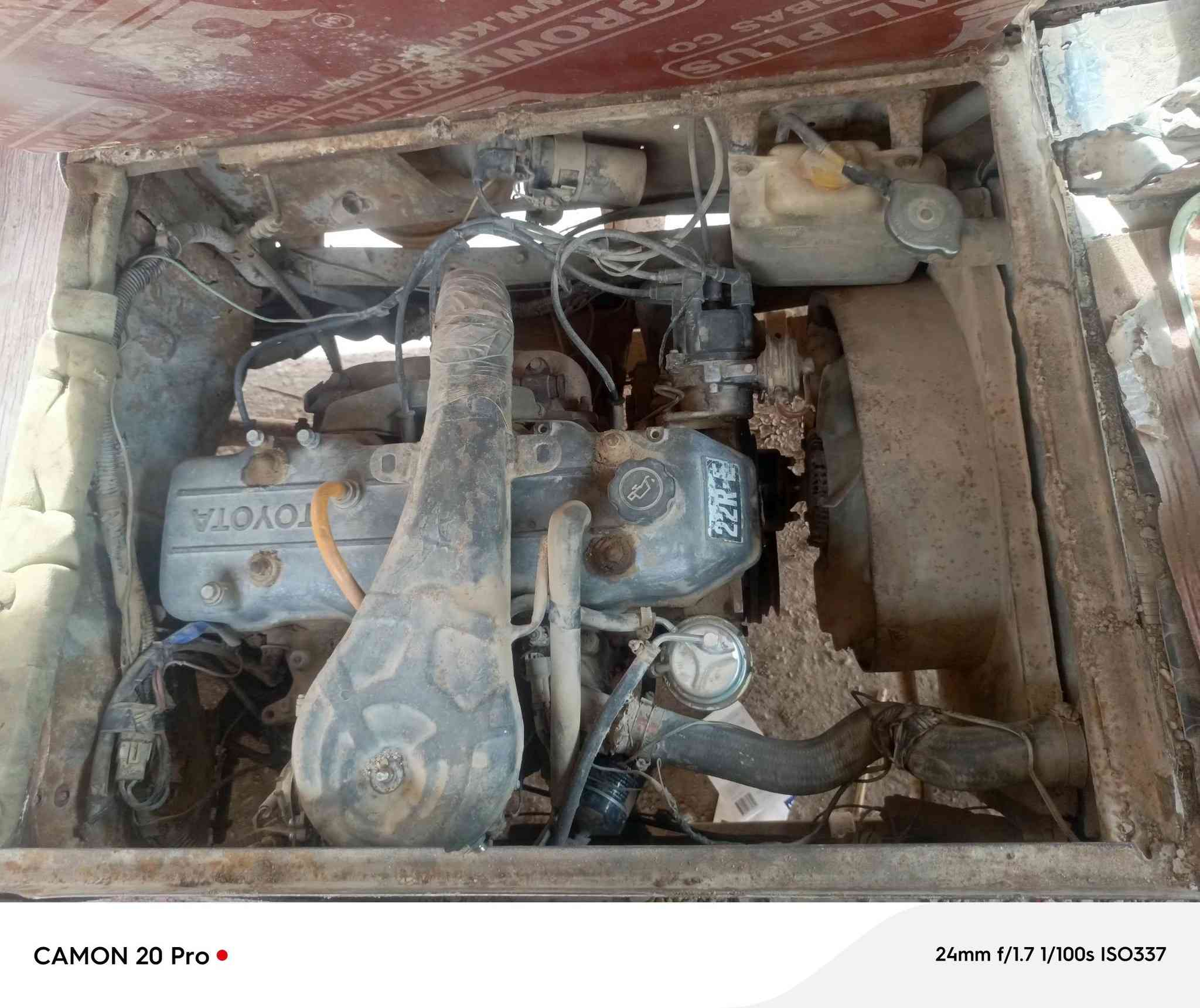 السلام عليكم كوستر 81للبيع سياره خير من الله مكينه كروسيده بانزين لاتبخير لاتنقيص لانضوح لايت سكن ماسحات زركات هورن شغالات تايرات انضاف باتري جديد  سياره تاخذها كبل للشارع متصرف عليها ربع ب4250وبيها مجال قليل ***********
