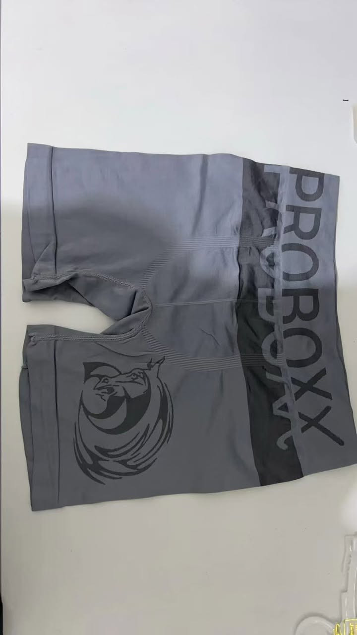 شورت رجالي ولادي مشكل جملة فقط جملة فقط تفليش الاسعار  ***********

