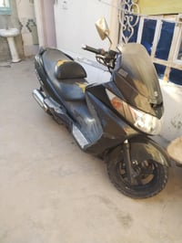 دراجة سكاي وف الدراجة جاهزة ما مفتوحة   07827174907 السعر600وبيهة مجال