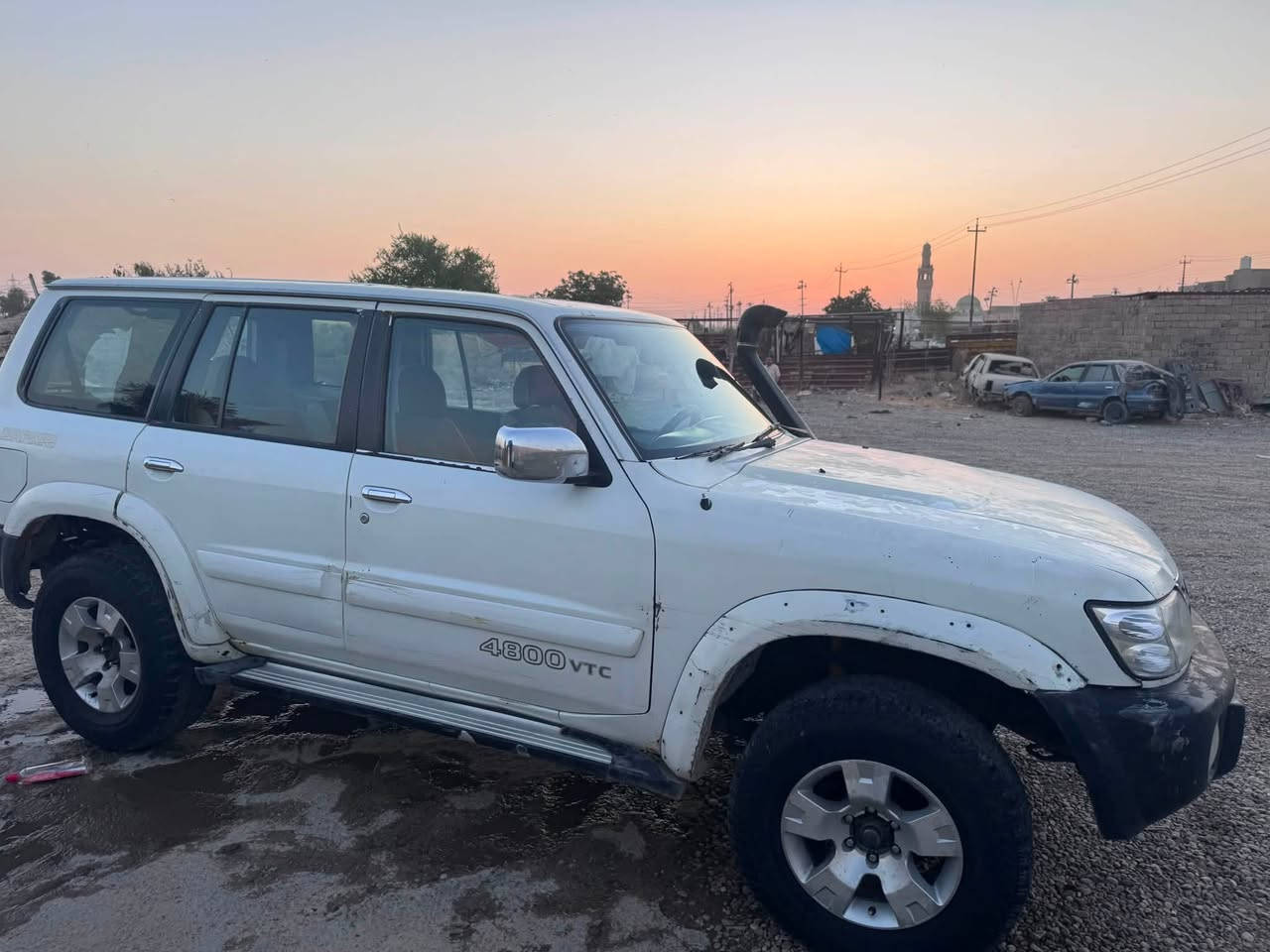 سلام عليكم 
سياره نسيان باترول سوبر سفاري فتك 
الموديل 2003
3قطع تبريد 
تكحم سترين
كشن كهربائي
كير اوتماتيك 
المحرك مكفول والكير مكفول وضع وكاله 
رقم السياره اربيل 
العنوان بغداد 
رقم الهاتف ***********
السعر120 $وبيه مجال
