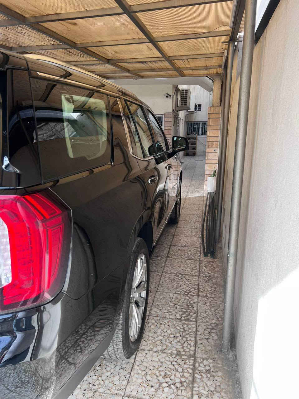 سيارة دينالي موديل ٢٢ خليجي 
السونار مرفق 
مواصفات دينالي 
السعر ٥٥ الف ونص 
للاستفسار ***********
واتساب فقط 
اخوان هذا رقم صاحب السيارة اني مكلف بالنشر بغداد, العراق
