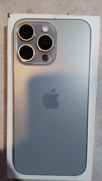 آيفون ١٥ برو ماكس • ٢٥٦ • كوت انوار الصدر