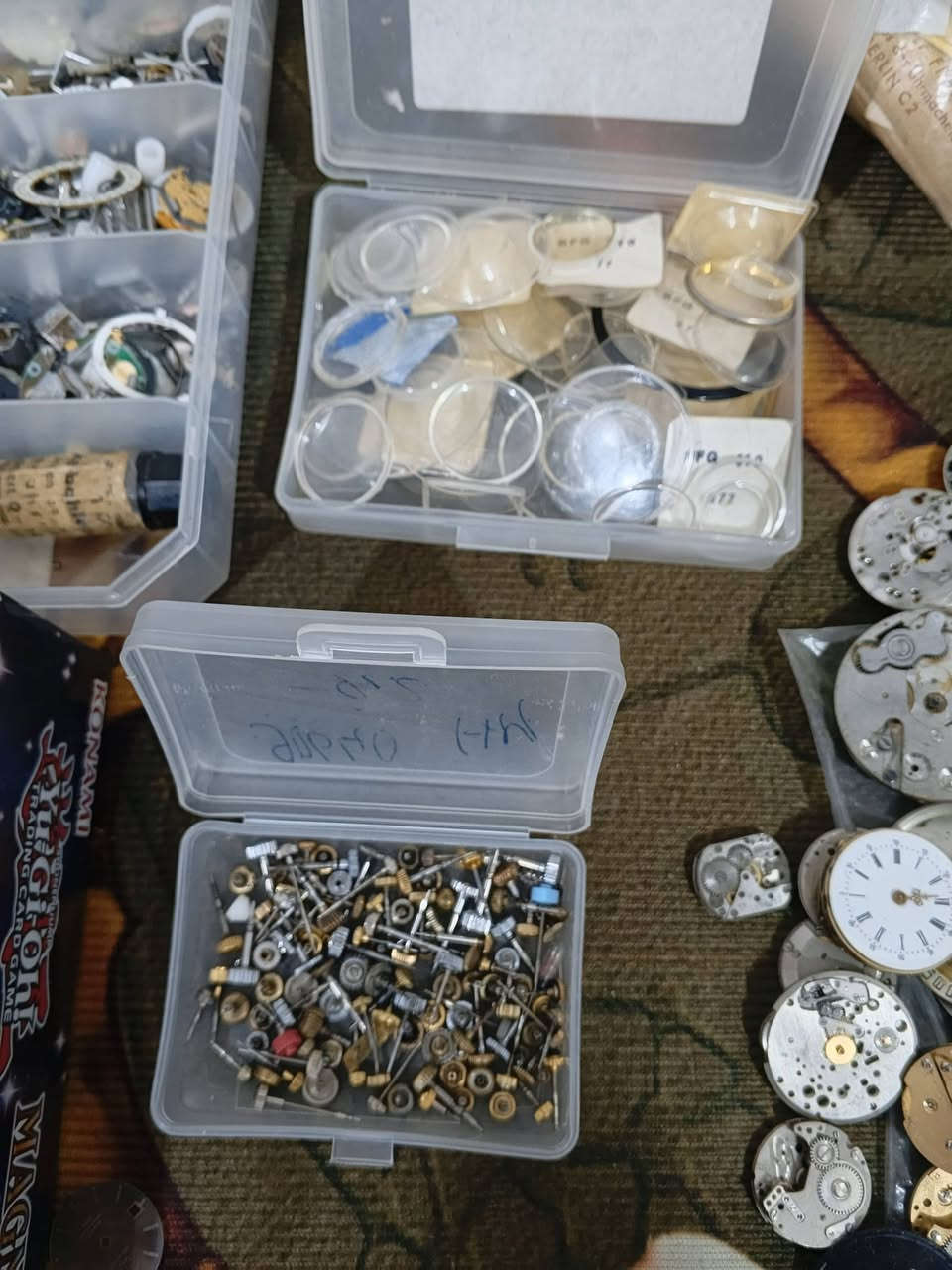 السلام عليكم قطع غيار كلشي موجود بيهن يخص الساعات القديم ابيعهم كلهم 200 مكينه تقريبن يفيدنك خلي سعر وخذهن


**إذا كنت صاحب هذا الإعلان وتريد حذفه لأي سبب، رجاءا أرسل رسالة إلى الدعم الفني**
