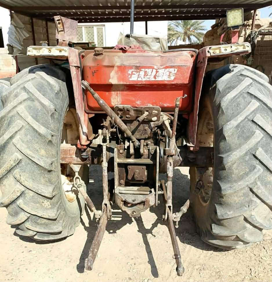 تركتر فيات 780 موديل 82 المكان ديالى المقدادية ***********
