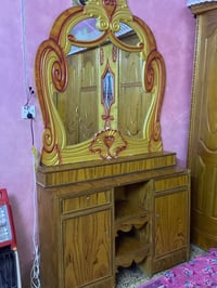 غرفه اخشاب صاج اخت جديده اريدها ب ٥٥٠  مكاني بغداد المعامل  رقم الهاتف...