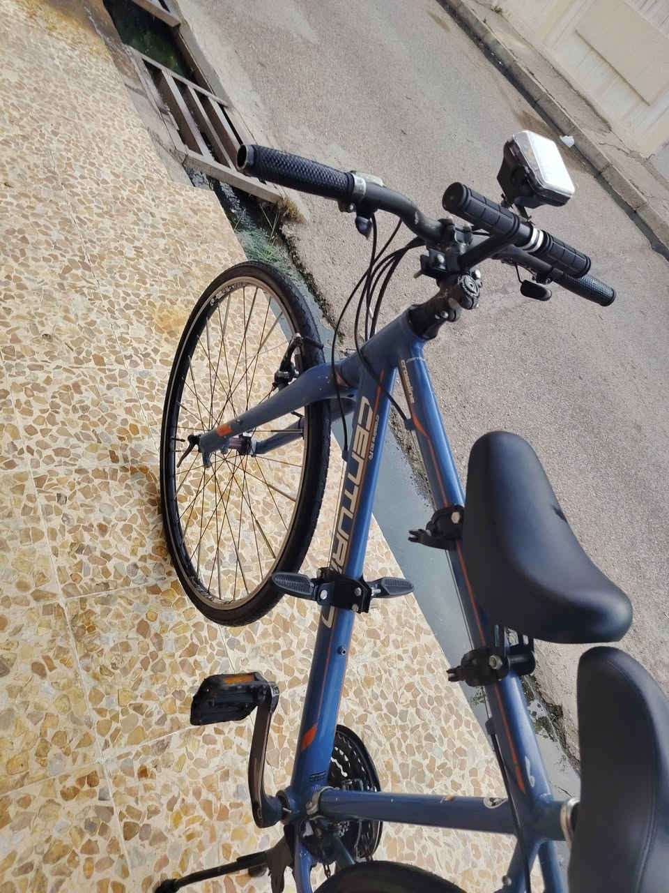 للبيع باسكل c700 فول نضافة كير شغال خلفي أمامي بريكات شغالة ألماني سستم شيمانو كامل مقعد طبي عداد سرعة السعر 150 وبي مجال بسيط للطيبين رقم الهاتف كورك *********** آسيا ***********
