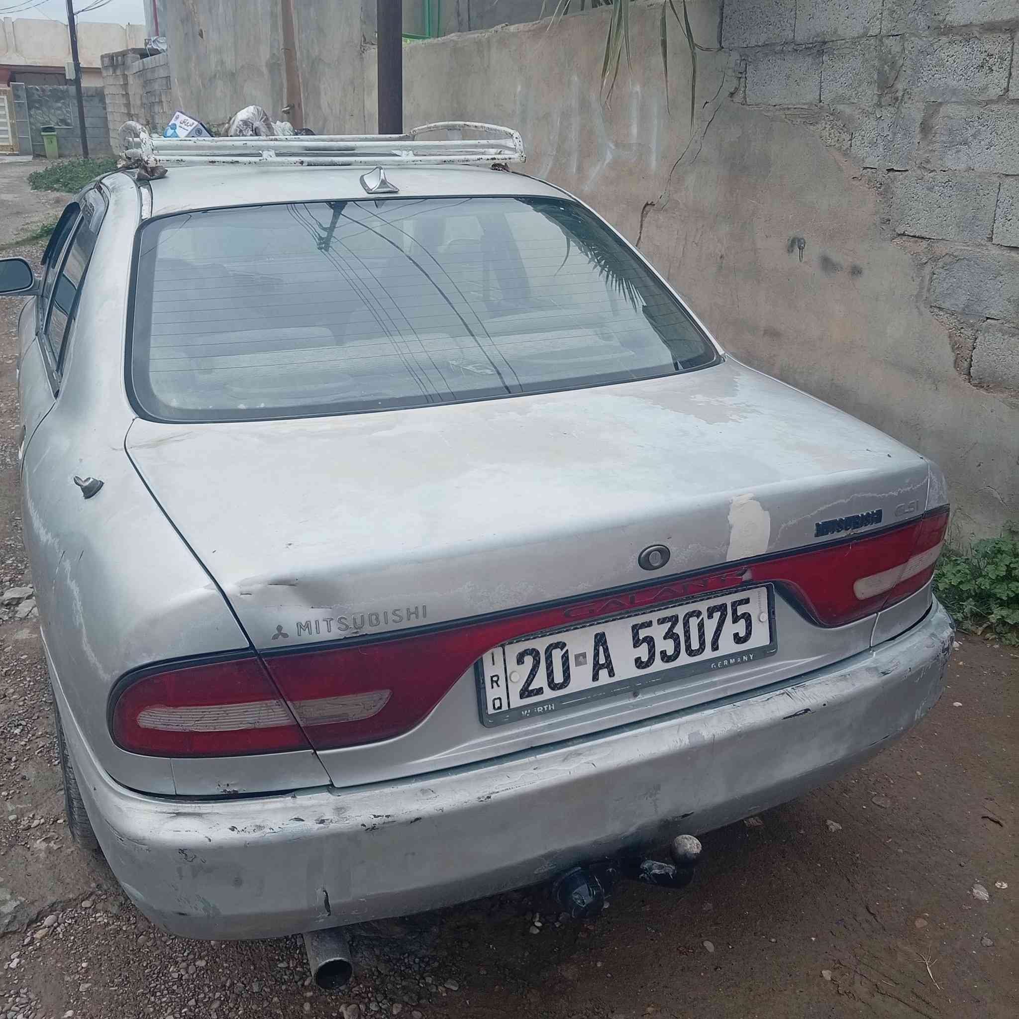 سياره مسبوشي كلنت موديل 2000 اوتوماتيك سنويه ل30 نقص مشط ستيرن للبيع أو مراوس *********** مكاني ديالى حمرين
