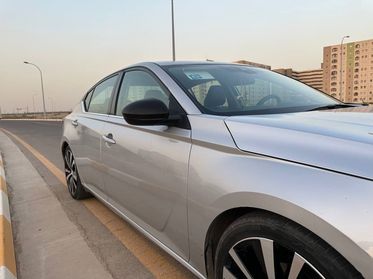 التيما موديل 2020
فئة SR
بصمة تشغيل
تشغيل عن بعد
شفتات سرعة
كاميرا 
نقطة عمياء
تحديد سرعة
رادار امامي 
رادار جانبي  
حادثها جامغ و بنيد مبدلات بدون دواخل 
صورة السونار مرفقة بالصور 
رقم بغداد الانكليزي بأسمي
السعر  ١٤٠ ورقة و بيها مجال
مكاني بغداد مجمع بسماية 
***********
