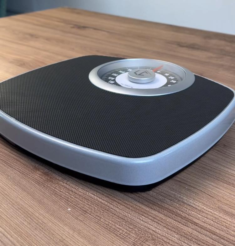 ميزان ميكانيكي شخصي 180 كم الماني ضمان سنة كاملة


**إذا كنت صاحب هذا الإعلان وتريد حذفه لأي سبب، رجاءا أرسل رسالة إلى الدعم الفني**