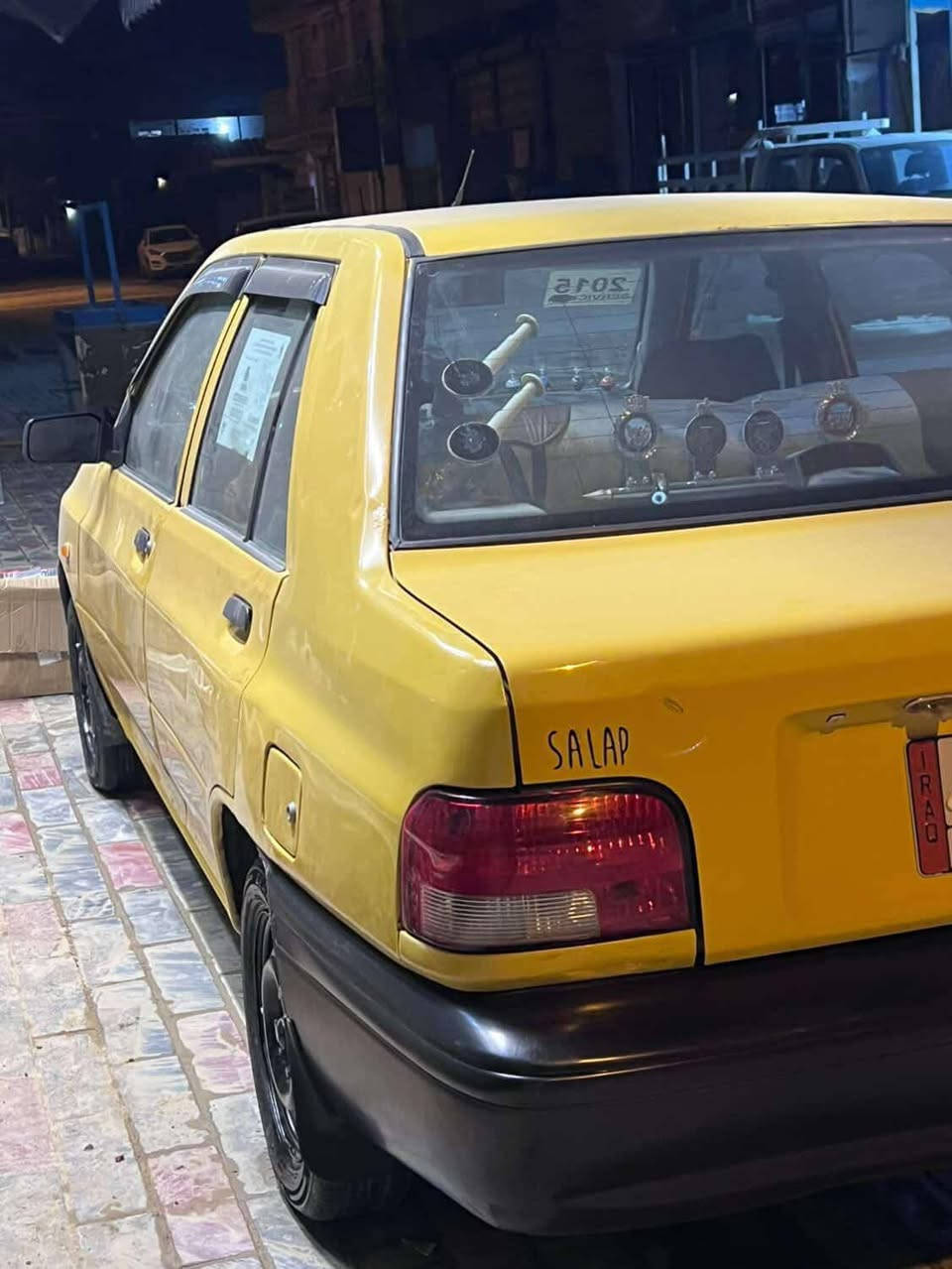 للبيع لو مراوس سايبه موديل 15 كير محرك حداديه  تخم تاير سياره جاهزة دواخل جديده السياره بيه فقط هلالات الخلفية معمره ومرشوشه عام اثر جراد عليه هيه تنزل من سعره ‏‪32 وبيه مجال مكاني بابل)‪***********‬‏(
