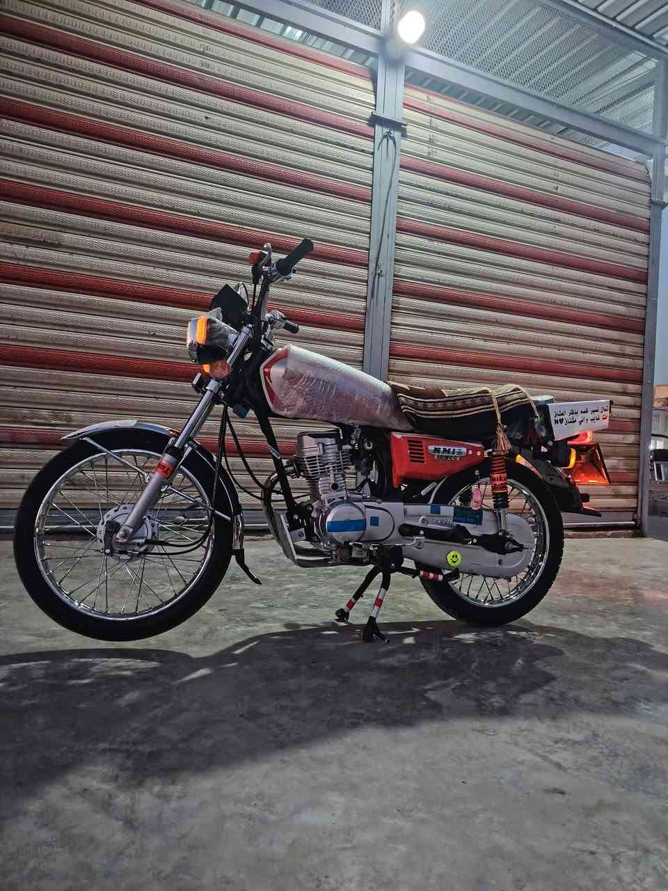 سلام عليكم دراجه نامه اصلي شلامجه موديل 23 الدراجه بلادي سعر ملون و300 وبيهه مجال مكاني واسط صويره وهاذه رقمي ***********
