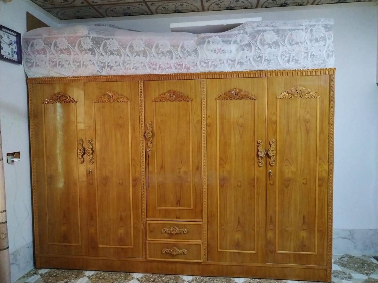 السلام عليكم
غرفه نوم صاج عراقي للبيع 
5ابواب 
شرط نضيفه  حيل ما طاخه ماي 
السعر 950 بي مجال
جانب الأيسر


**إذا كنت صاحب هذا الإعلان وتريد حذفه لأي سبب، رجاءا أرسل رسالة إلى الدعم الفني**