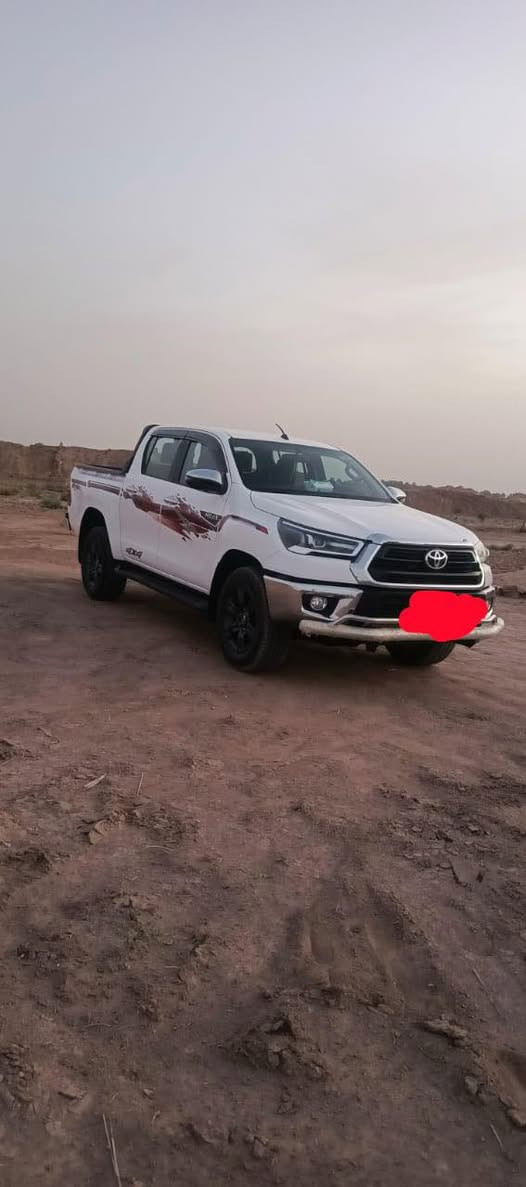 هايلوكس موديل 2022   رقم اربيل  اصفر سنويه لل 2028
ماشيه 122
سياره مكفوله عدا بارد 

‭0780 884 1845‬
