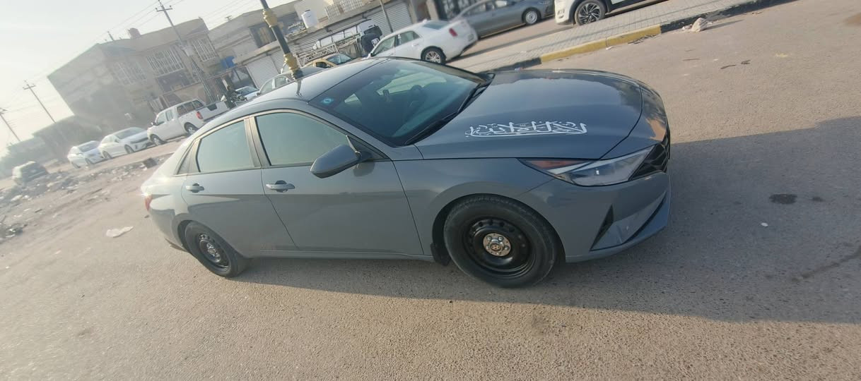 السلام عليكم النترا 2023 زيرو وارد امريكي تقرير امطار لون اسمنتي كفاله عامه استخدام شخصي بيدي ستورتده صارله عندي ٦ اشهر الله يشهد مابيه كلشي شرط اي عيب انا اتحمله فول مواصفات ماعده فتحه السعر 164$ وبيه مجال ***********
