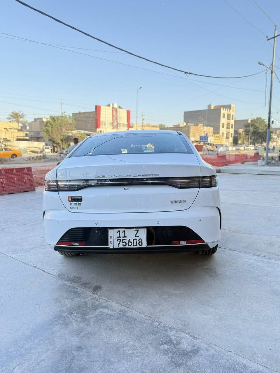 السلام عليكم بي واي دي دستروير
موديل 2025 مكفولة كفالة عامة ماشية 4000 بعده زيرو 

رقم بغداد فووول عدة الفتحة السيارة زيرو ميحتاج 

اكول جديدة اتعمل بنضام الكارت والبصمة كير موس 

تحكم السيارة بل كامل من خلال الشاشة تبريد قطعتين 

نضام كهرباء وهايبر وبانزين السعر  17 مليون و750 قفل 

مكاني بغداد الدورة هـ***********
