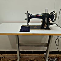 مكينة خياطة ام الفراشة اصلية  باب اول نضيف جدا خياطهه درجة أولى تخيط ج...