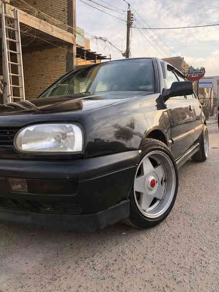 السلام عليكم 
كولف موديل ١٩٩٢
مصبوغه حزام للجماليه 
فتحه جام كهرباء 
كير مكينه مكفولات لا تنقيص ولا تبخير 
سياره جاهزه سعر ٤٩ و بيها مجال 
رقم جديد هزه جديده سنويه بسمي 
مكان السياره بغداد قرب تقاطع درويش 
للاتصال علر هذا الرقم 
***********
