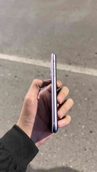 السلام عليكم أيفون 11
ذاكره 128

نموذج m

فيس إيدي شغال 

بطاريه 77

الجهاز بلادي نورمال كلشي ممبدل بي 

 حتى وصل شراء موجود 
السعر 265
***********
