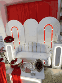 متوفر ٣ كوشات جدد استخدام شهرين فقط مع نواعم كامله وورد مكاني مدينه الصدر الاستفسار ***********
