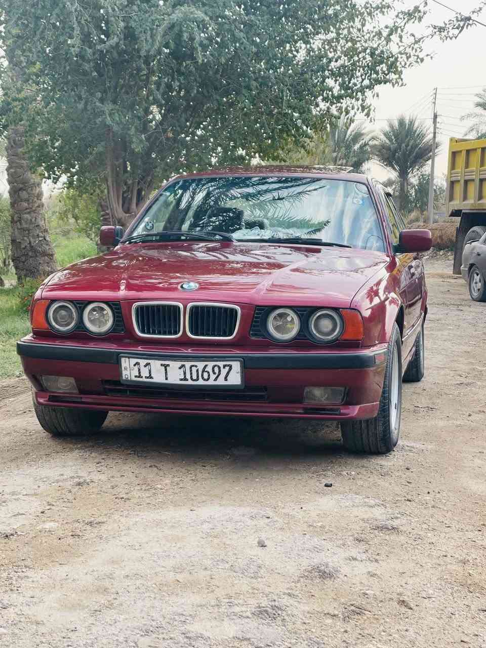 سلام عليكم بي إم دبليو البيع موديل  ٩١رقم بغداد   محرك  مسكر وكير مكفولات تخم تاير سياره جاهزه من كلشي سعر ٦٥ وبيه مجال  العنوان بغداد الطيفيه أو الحصوه اتصال  ‬ ‭٠٧٨١ ٠١١  و ‭٠٧٥٠ ٥٢٤ ٩٨٠٦‬  ٥٧٠٢‬
