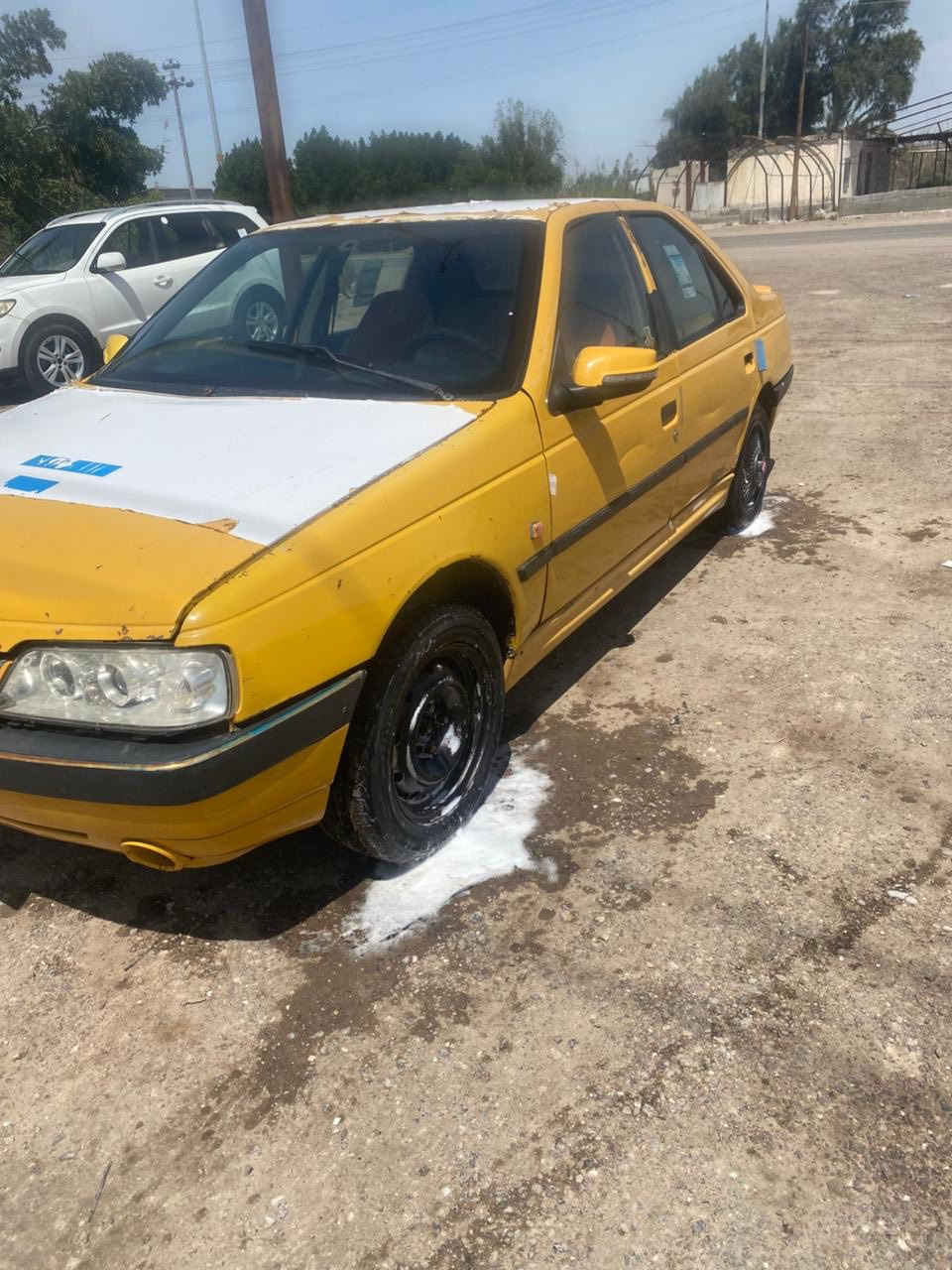 عدي سياره لبيع 15 وبيها مجال بيه خله مكينه وكير كفاله بدها حلو بصره بيع كوم حديد الي يريد يراسلني *********** وتساب
