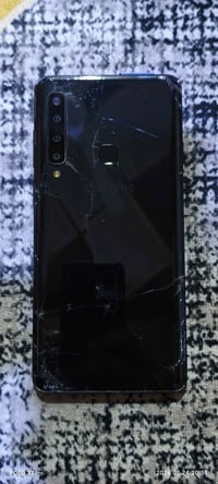 سامسونج A9 • ١٢٨ جيجا • اللمس شغال