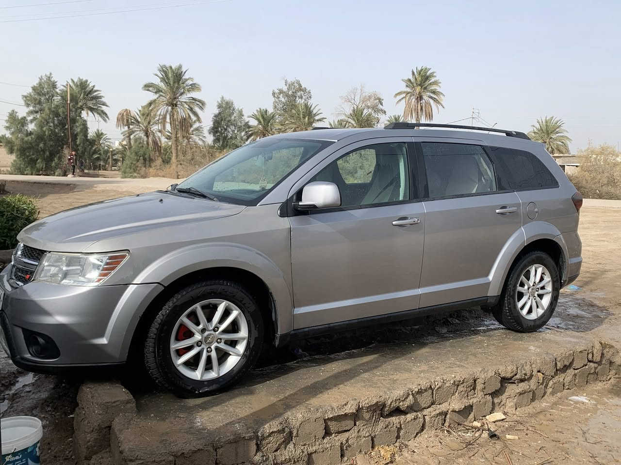 السلام عليكم جورني موديل15معوقين 6سلندر 7راكب تدفئه تبريد حداديه مكينه كير تخم تاير  جاهزه للاخير سياره جارد بيه خمس قطع السعر 115وبيه مجال
***********
