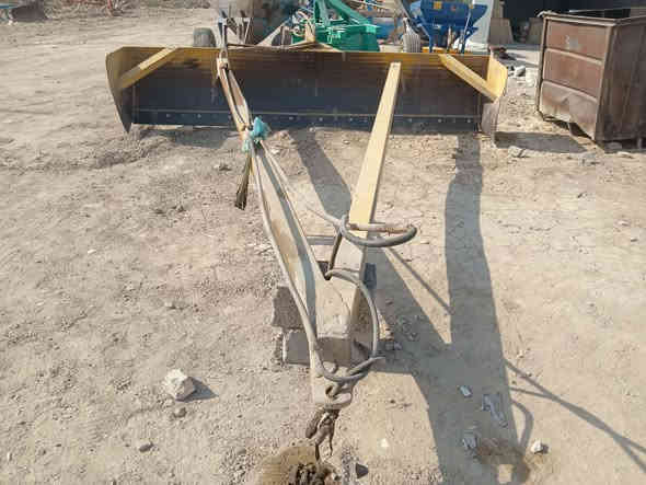 السلام عليكم معدلان اندبليت العرض ٣.٥ متر سجينه كريدر جاهز للعمل اي نقص مابي المكان واسط نعمانيه ***********
