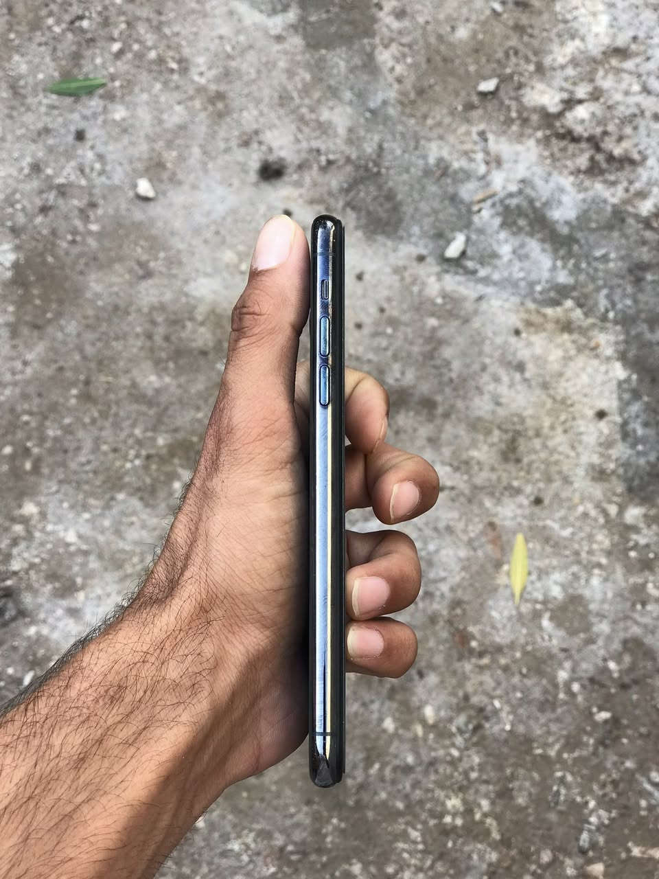 ١١ برو ماكس 
مبدل شاشه اصليه 
مبدل بطاريه اصليه نسبته 100 
بي رجفه قليله بلكامره لأوله ثانيه كلشي مابيه 
سعر 230 وبي مجال لشراي


**إذا كنت صاحب هذا الإعلان وتريد حذفه لأي سبب، رجاءا أرسل رسالة إلى الدعم الفني**