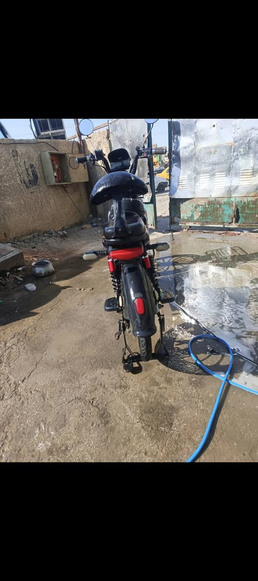 السلام عليكم دراجة شحن موديل ٢٠٢٤ اخت الجديدة خمس بطاريات جدد بلاديات اربع سرع بيهة نضام سرقة وتشغيل غن بعد وبوربانك سعر ٣٥٠ وبيهة مجال العنوان ديوانية مركز


**إذا كنت صاحب هذا الإعلان وتريد حذفه لأي سبب، رجاءا أرسل رسالة إلى الدعم الفني**